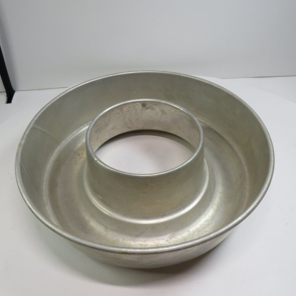 Aluminum Angel Food Tube Pan - Silver